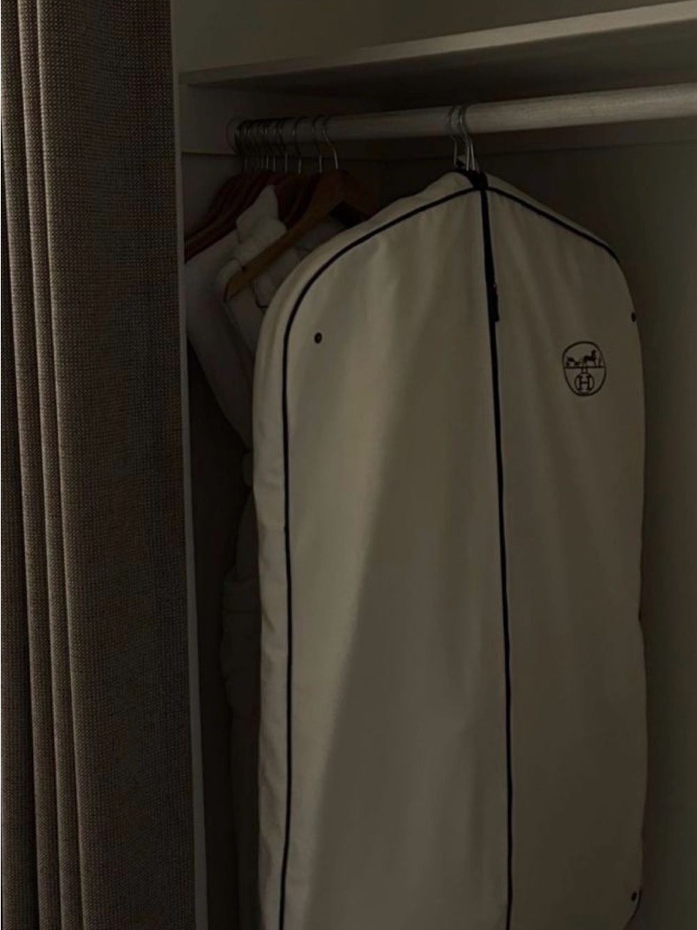 🧡 Hermès Cream Garment Bag Cotton with Hanger